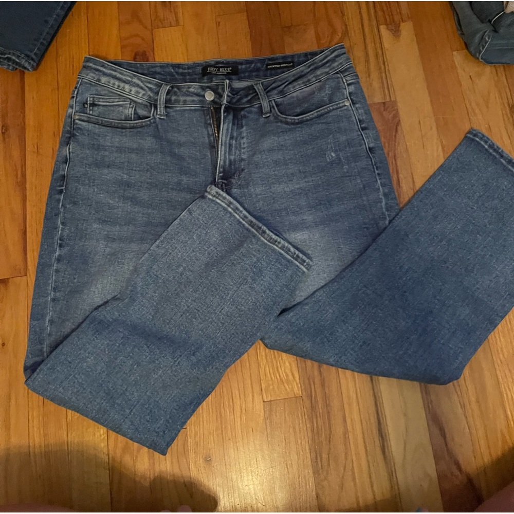 Judy Blue Cropped Bootcut Jean